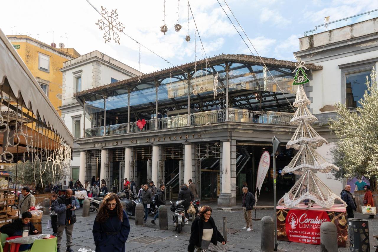 Apartment With Sea View With 2 Lifts Above Montesanto! Napoli Bagian luar foto