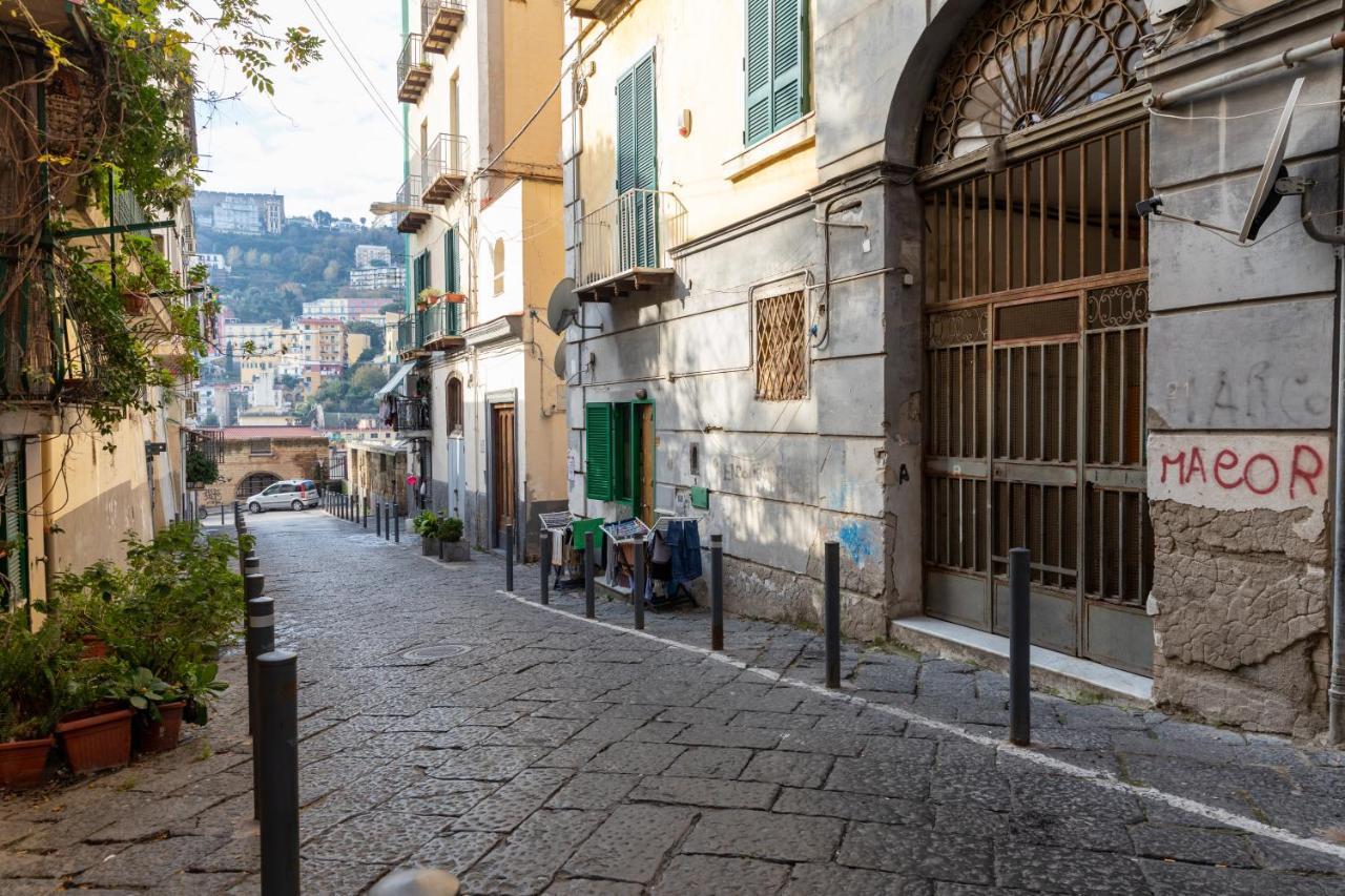 Apartment With Sea View With 2 Lifts Above Montesanto! Napoli Bagian luar foto