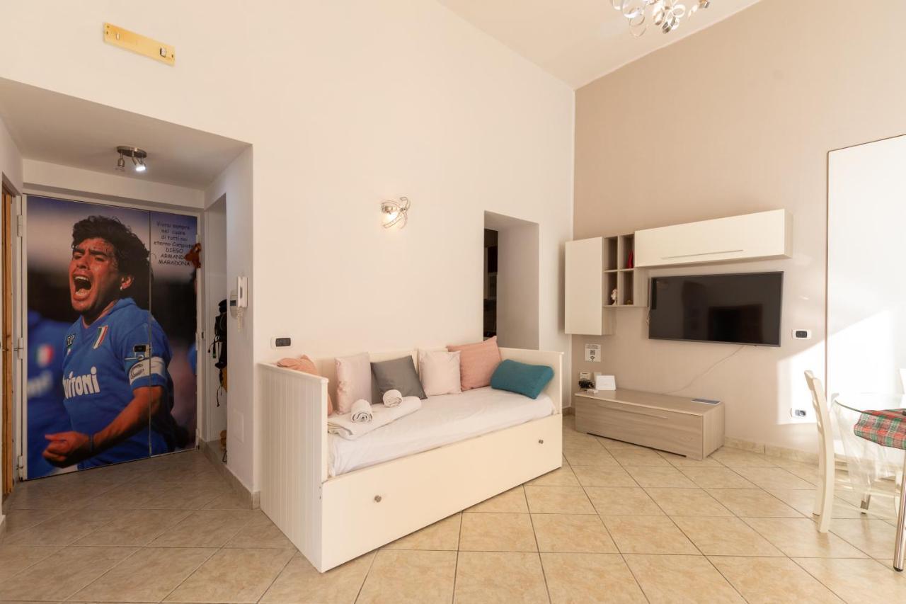 Apartment With Sea View With 2 Lifts Above Montesanto! Napoli Bagian luar foto