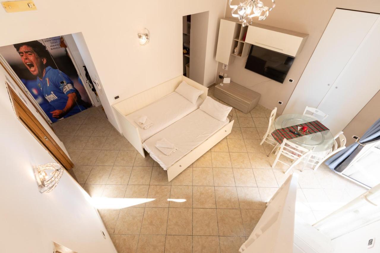 Apartment With Sea View With 2 Lifts Above Montesanto! Napoli Bagian luar foto