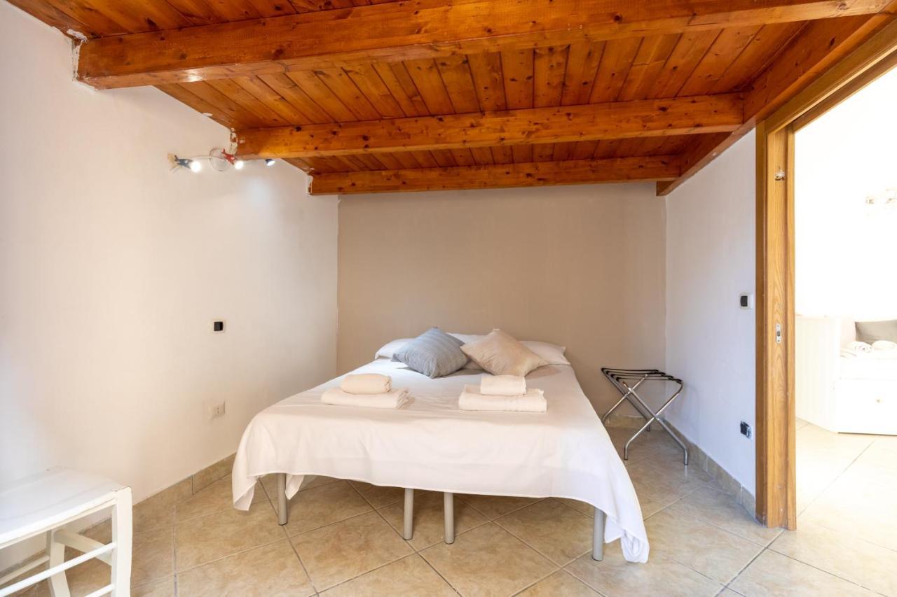 Apartment With Sea View With 2 Lifts Above Montesanto! Napoli Bagian luar foto